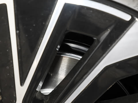 2026�� L 300TSI DSG ������