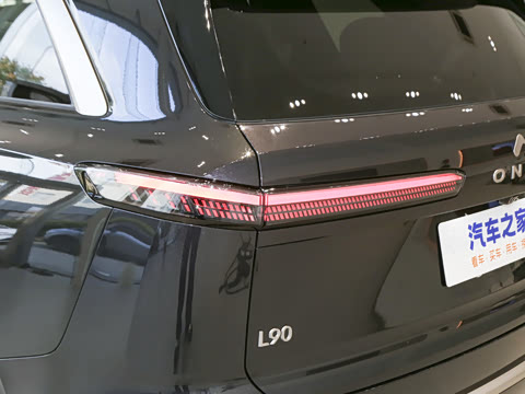 2025�� Max ������