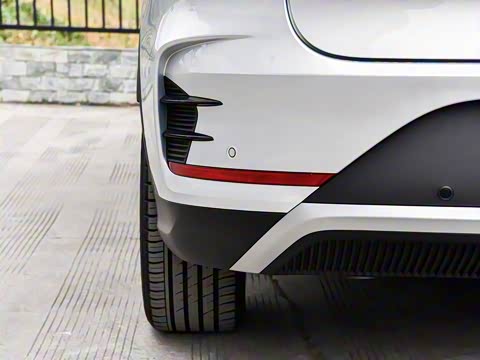 2025�� �Ǽݰ� DM-i 175KM ������