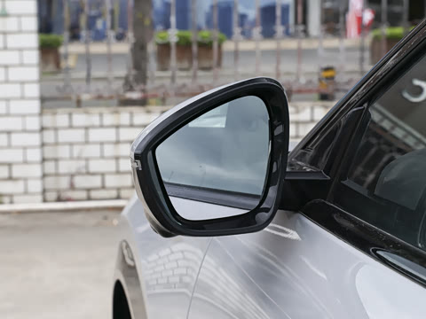 2025�� ����200 Air