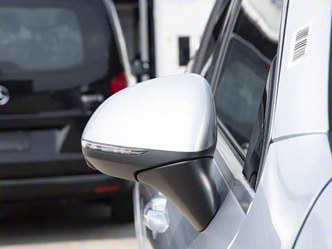 2025�� �Ŀ� GLC 260 L 4MATIC ������