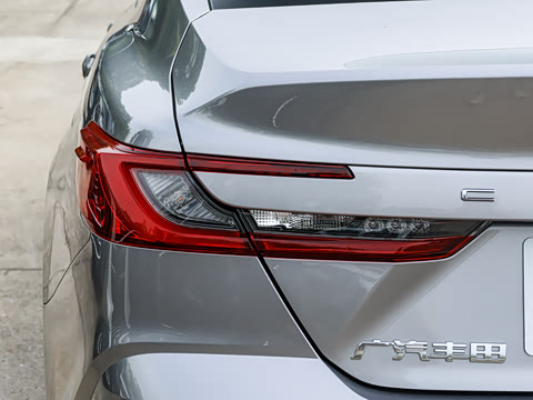 2026�� 2.0E ��Ӣ��