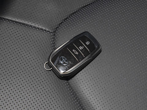 2026�� 2.5L���ܵ��˫���������� 7��