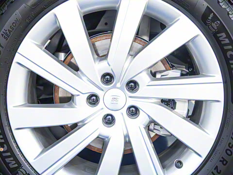 2025�� 3.0 L6 400PS ʢ���ӳ���