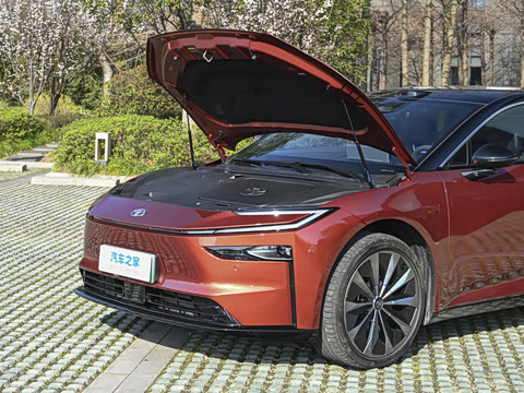 2026�� 710 Ultra�����״��