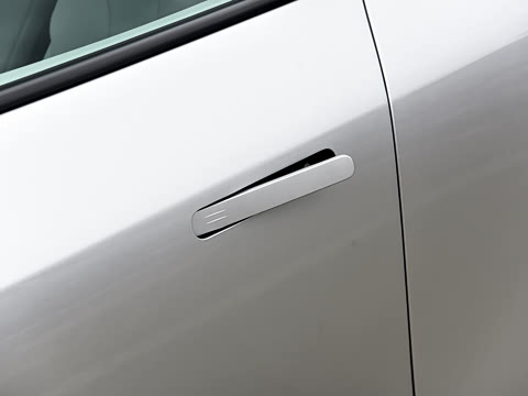 2026�� ���� 1550 Max �Ƽ���