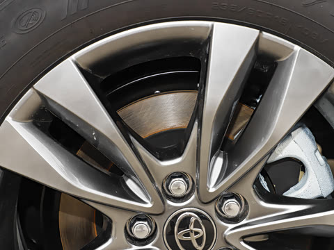 2026�� 2.5L ����׿��318��