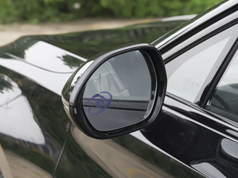 2026�� 2.0T �Զ���ӰPro��