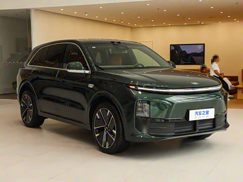 2025�� Pro ���ܻ��°�