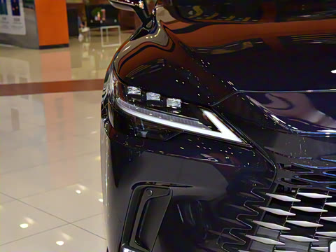 2026�� 350h ����������