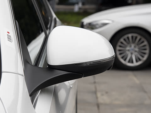 2026�� C 260 L �˶������
