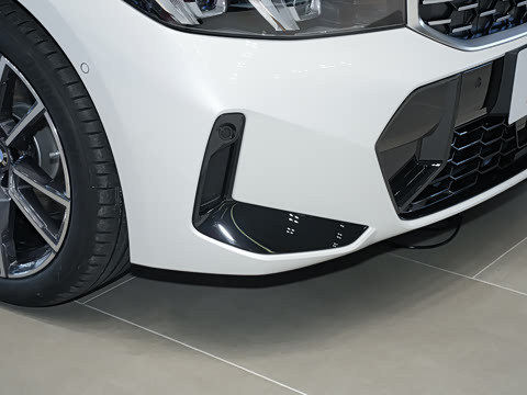 2026�� 325Li M�˶���װ