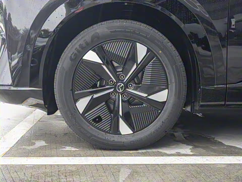 2025�� ����600 Pro