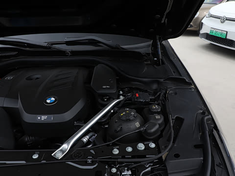 2026�� �Ŀ� 525Li ������װ