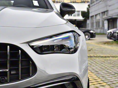 2025 Ŀ AMG CLE 53 4MATIC+ ܳ