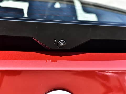 2026�� sDrive25i M�˶���װ