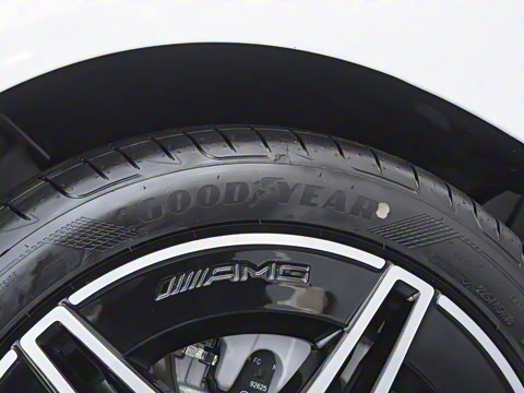 2026�� C 260 L �ҹ�˶���