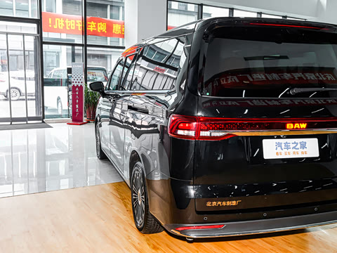 2026�� ���̰� 230�콢�� 7��