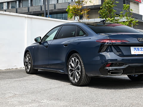 2026�� 2.0T quattro ������	