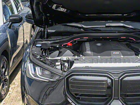 2025�� M50 xDrive