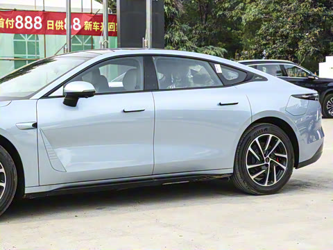 2025�� ���� Plus ��������