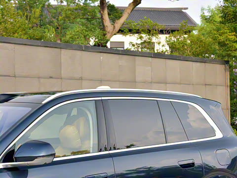 2025�� ���� Ultra ����������