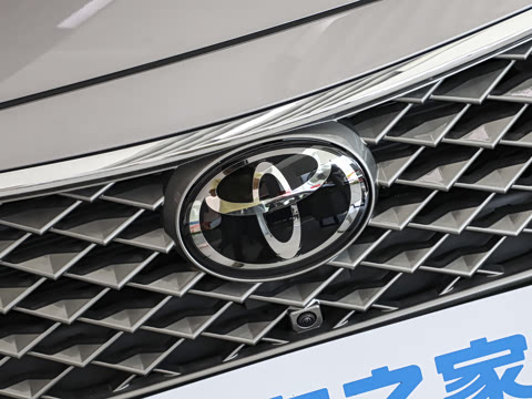 2026�� ˫�� 2.5L XLE����