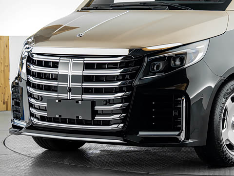 2026�� 2.0T �j�ۺ�Ӱ M700