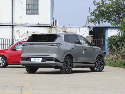 2025�� 185KM�����