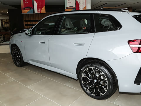 2026�� xDrive30L ������ M�˶���ҹ��װ