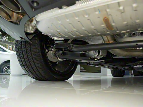 2024�� 4.4 V8 SV���ٴ����ӳ��� 4��