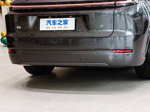 2025�� Ultra ���ܻ��°�