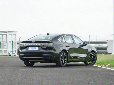 2026  2.0T  EcoBoost  