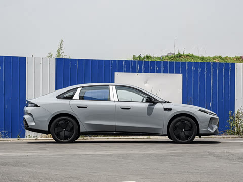 2026�� 460PLUS