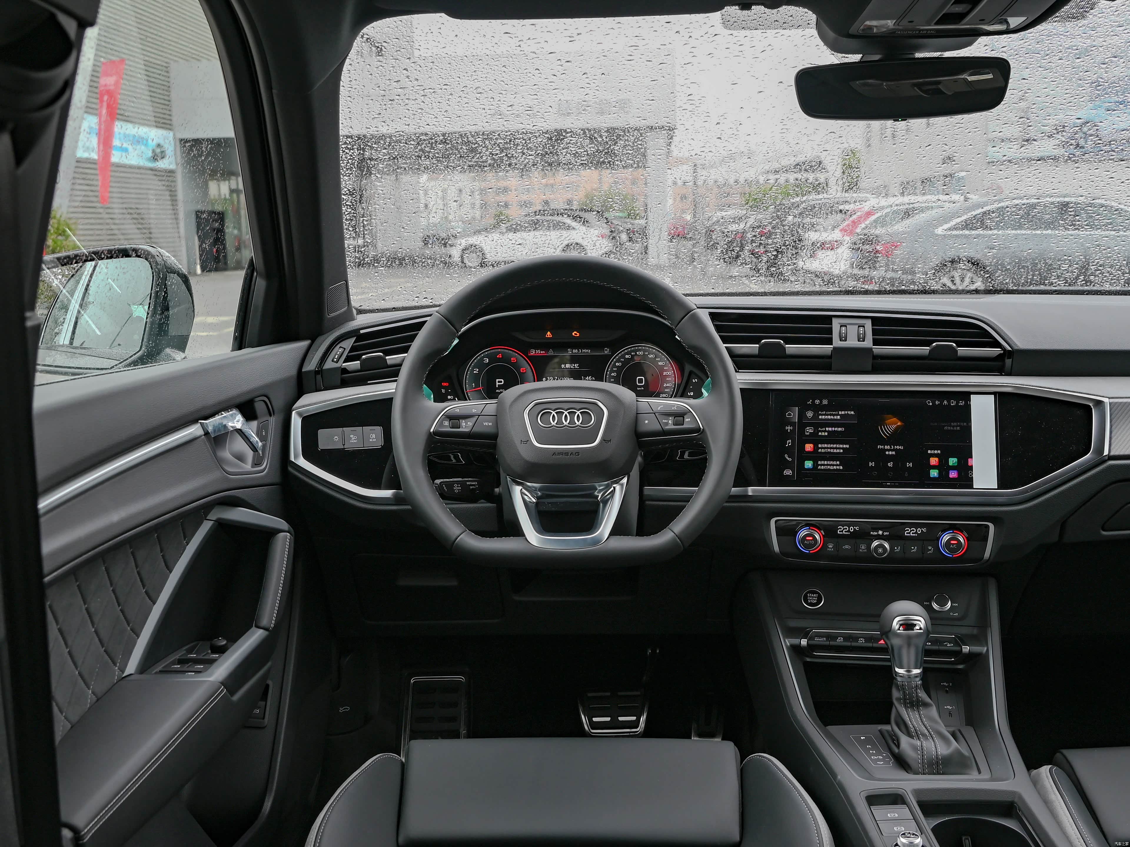 Audi Q3, миниатюра 10