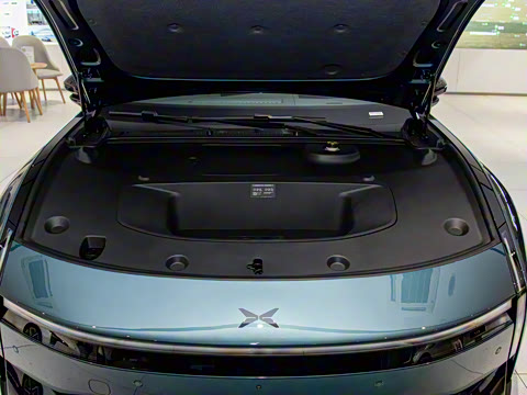 2025�� 702 ������ Ultra