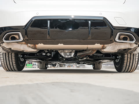 2026�� 325i M�˶���װ