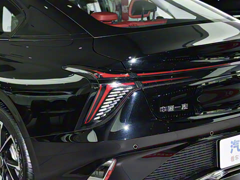 2025�� 2.0T ������