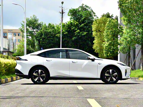 2026�� 550Max��ΪǬ��ADS SE��