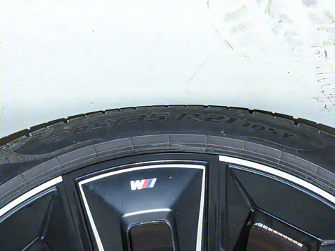 2023�� M760Le xDrive