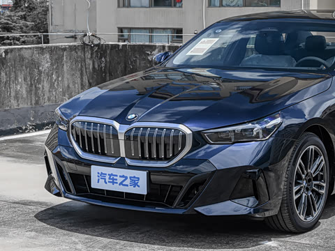 2026�� 525i M�˶���װ