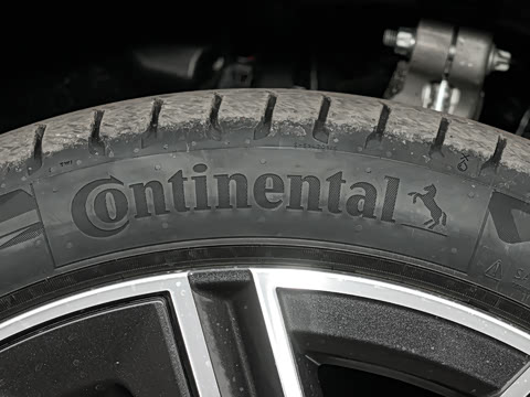 2026�� �Ŀ� 530Li ������ M�˶���װ