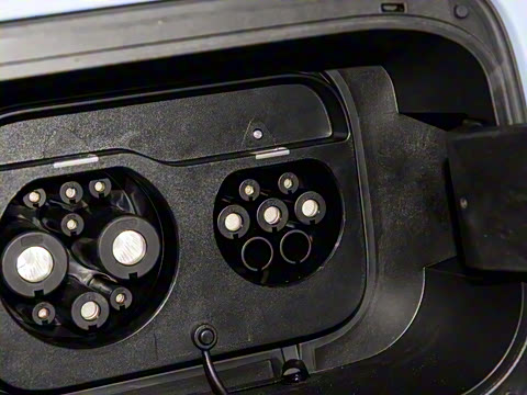 2025�� 702 ������ Ultra