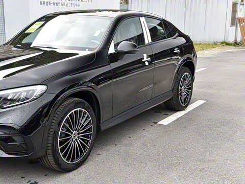 2025�� �Ŀ� GLC 300 4MATIC ����SUV