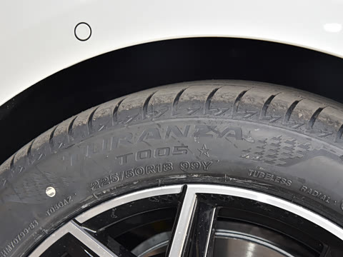 2026�� �Ŀ� eDrive 40 L ��ҹ��װ