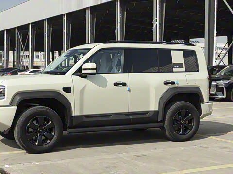 2025�� 210KM ����Ultra��