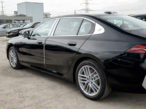 2026�� 525Li ������װ