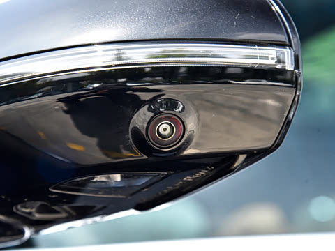 2026�� �Ŀ�� E 300 L ʱ����