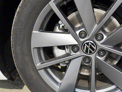 2026�� ���L 300TSI ��а�