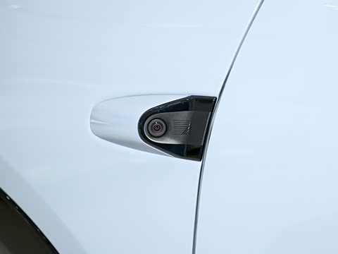 2026�� ���� 702 Max �콢��